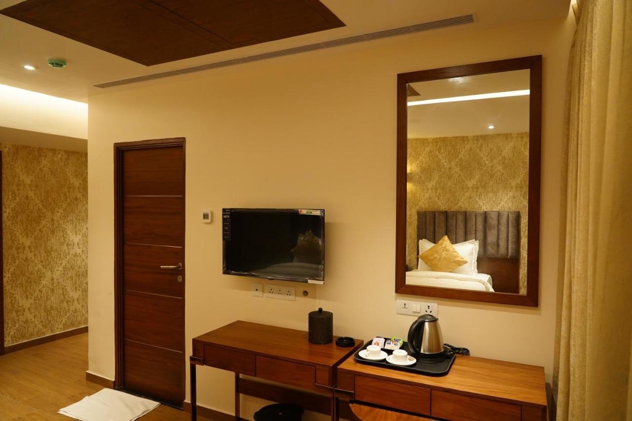 Hotel The Kings Park Grand-Near Us Consulate Chennai Exterior foto